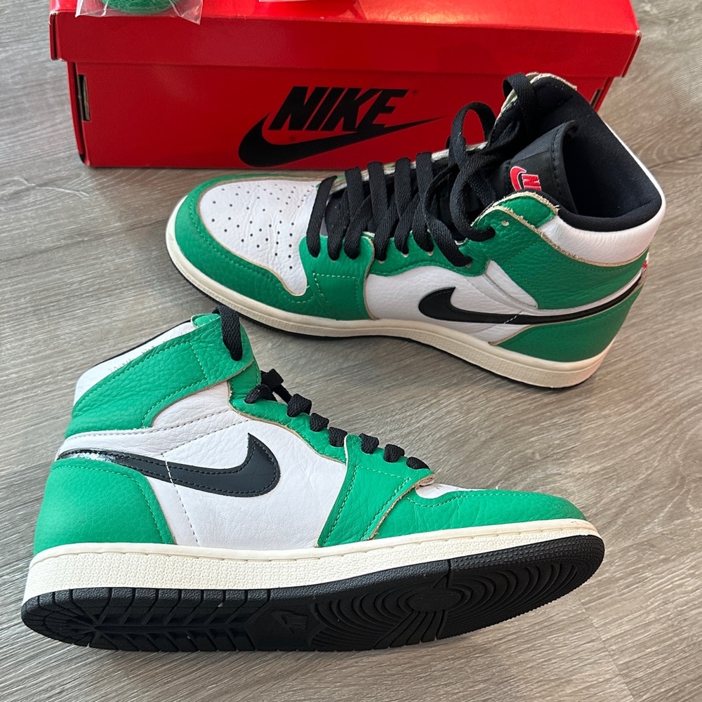 Women’s Air Jordan 1 Lucky Green Size 7